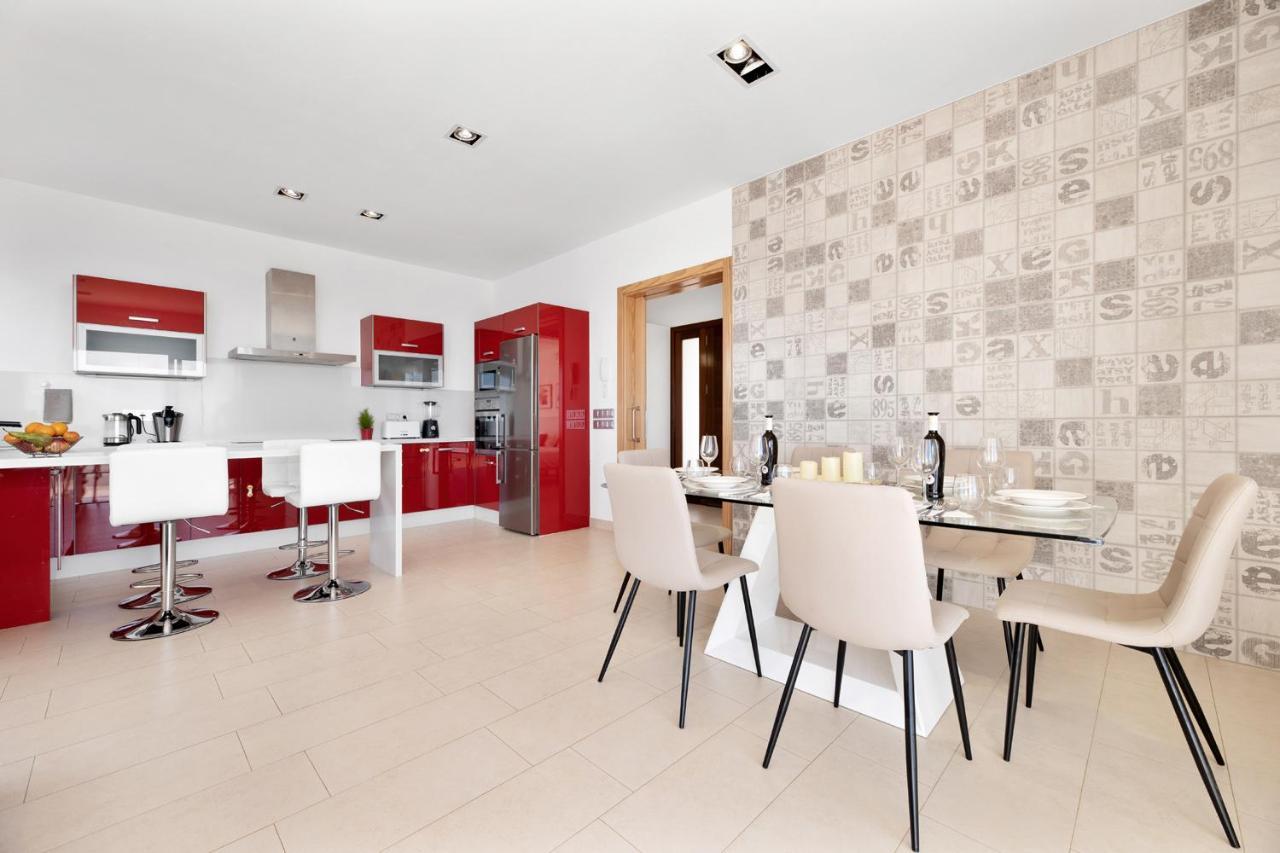 Suite Isabela Тиас Экстерьер фото